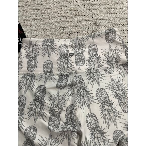 NWT Wildfox Pineapple Leggings Ankle Crop WLL1548T Womens Size Medium White Gray - Picture 11 of 11